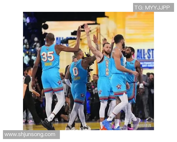 娱乐圈中的足球明星与篮球明星们的精彩人生与跨界合作探讨