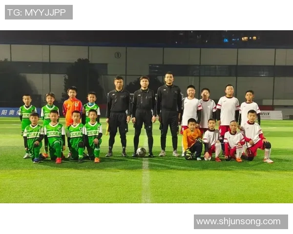 探索足球明星盲盒的魅力江苏限量版球星等你来揭晓